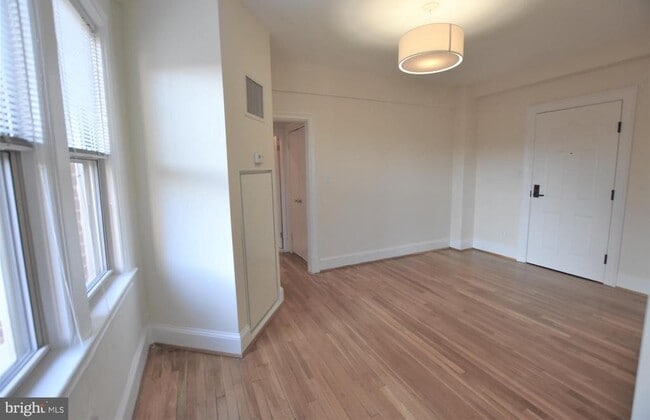 Building Photo - 3446 Connecticut Ave NW