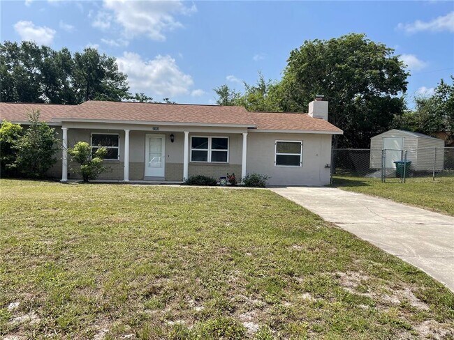 Building Photo - 2753 Foxdale Dr
