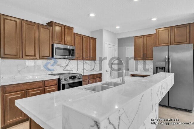 Building Photo - 1785 Broad Winged Hawk Dr