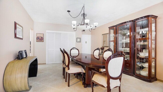 Building Photo - 4250 Galt Ocean Dr