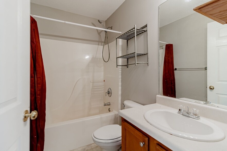 Building Photo - 2014 Inverness Pkwy