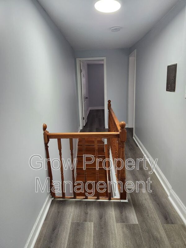 Building Photo - 1344 S 9th St