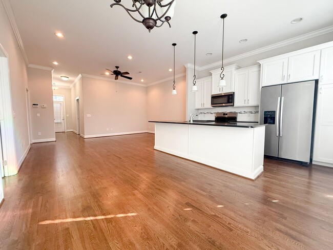 Building Photo - 2 Bedroom / 2 Bath House in Cookeville, TN!