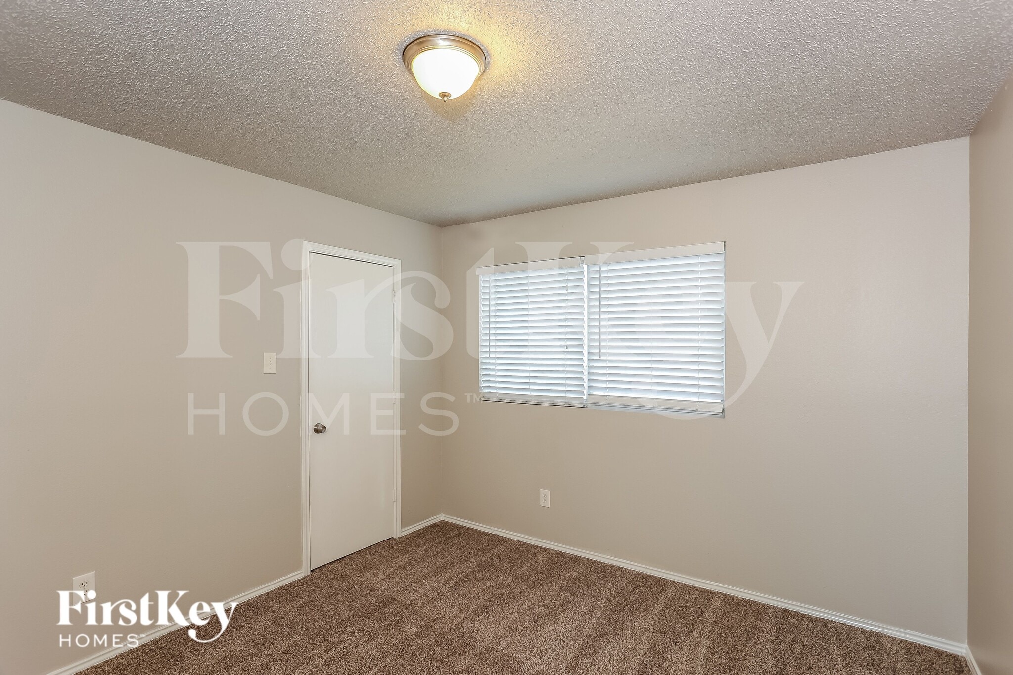 Building Photo - 7601 Southbridge Ln