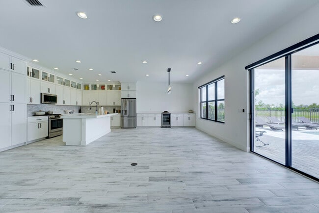 Building Photo - 16234 Sea Turtle Pl