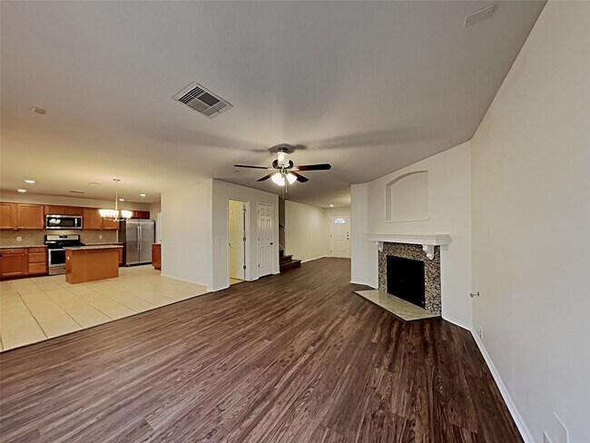 Building Photo - 2822 Woodspring Forest Dr