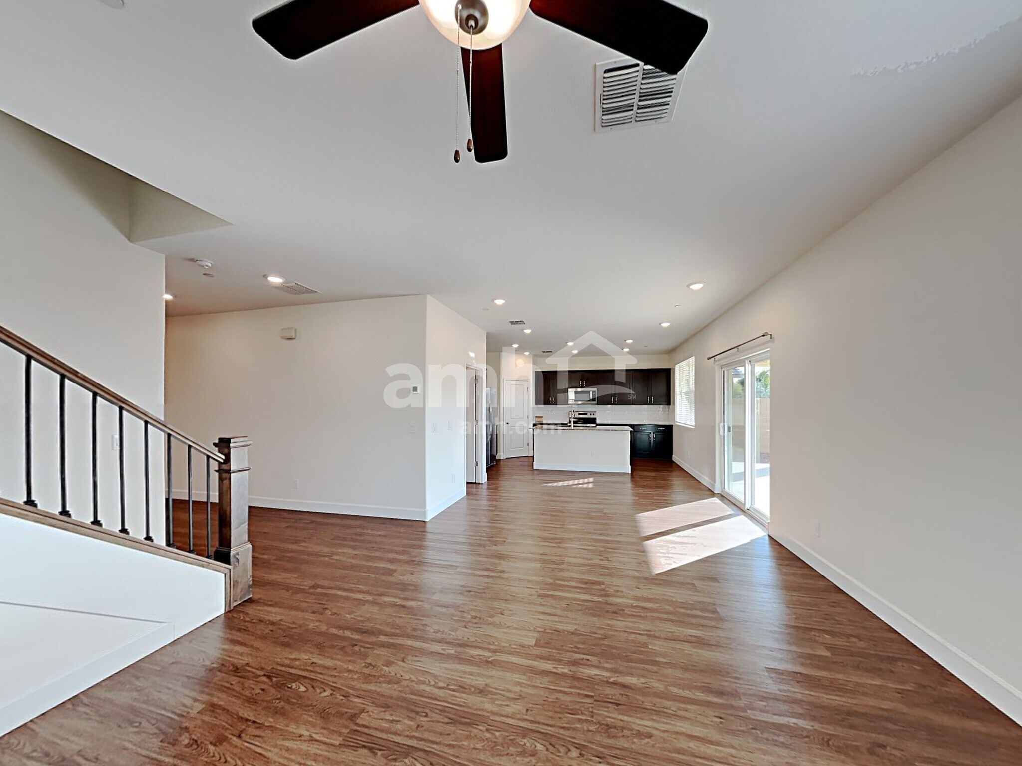 Building Photo - 5919 W Columbine Dr