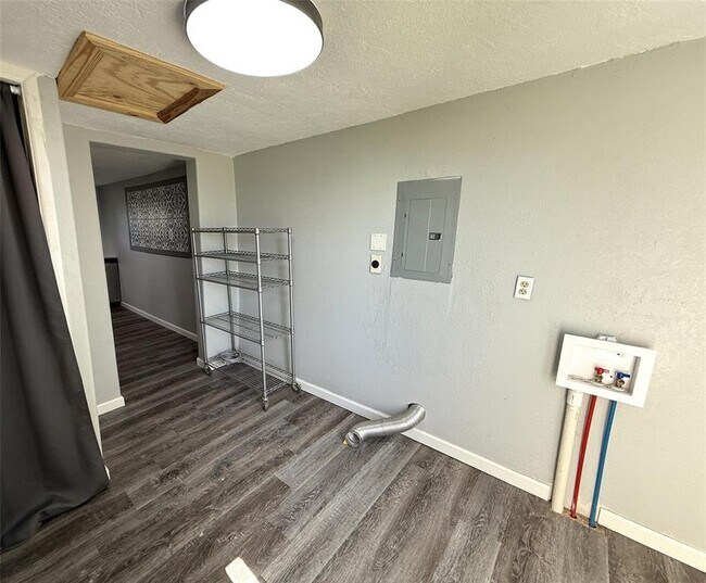 Building Photo - 12718 OK-51