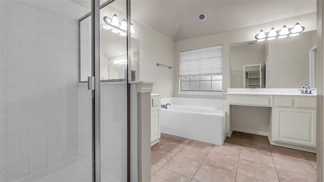 Building Photo - 2224 Crestridge Dr