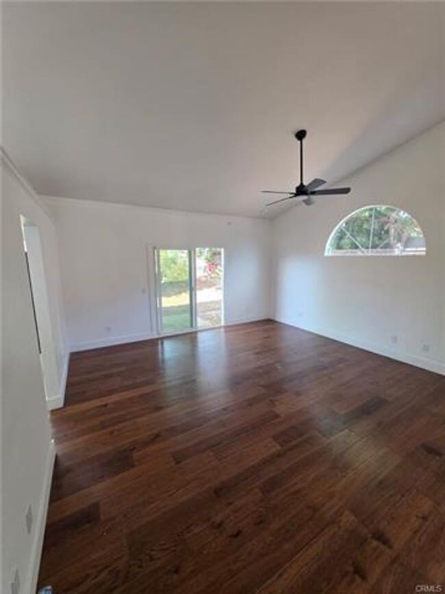 Building Photo - Welcome to this beautifully remodeled sing...