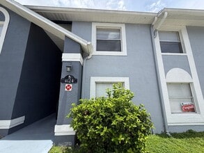 Building Photo - PRICE DROP! Orlando: 2BD/ 2BA - A Bright, Comfortable Home Designed for Everyday Living! WASHER &...