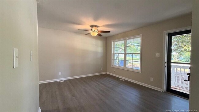 Building Photo - 2016 Poinciana Ln
