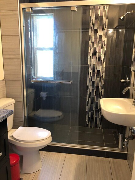 Building Photo - 500 Peralta Ave