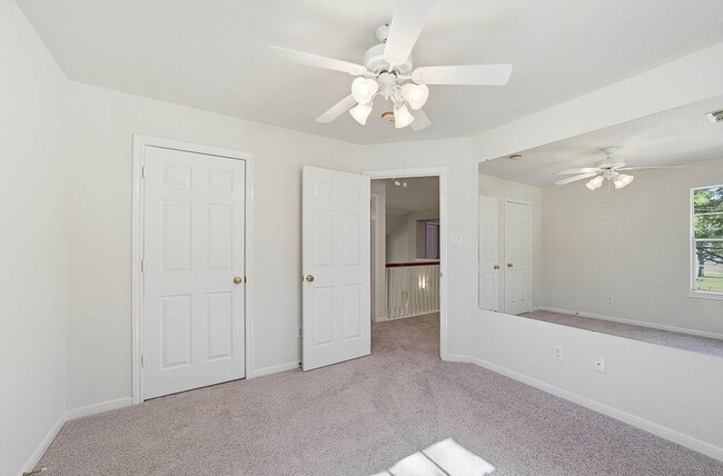 Building Photo - 22314 Ivy Stone Ct