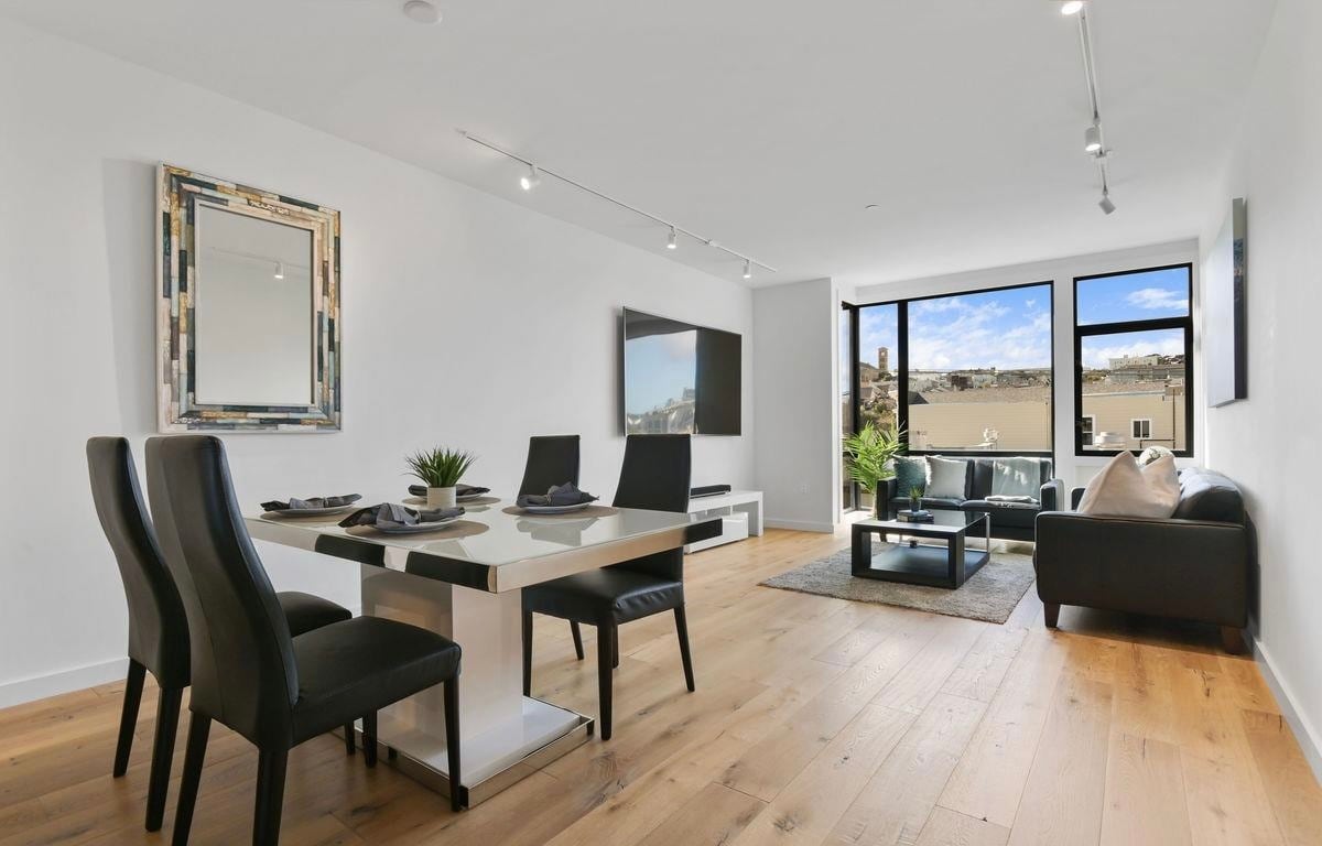 Building Photo - 580 Hayes St