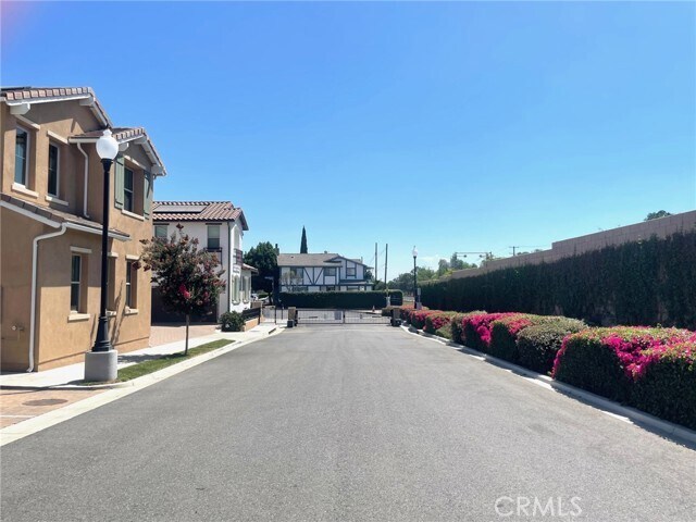 Building Photo - 4013 Highland Ct