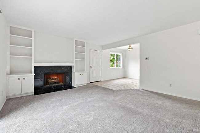 Building Photo - 184 Agua Caliente Rd W