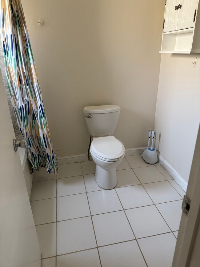 Building Photo - 10859 Wilderness Ct