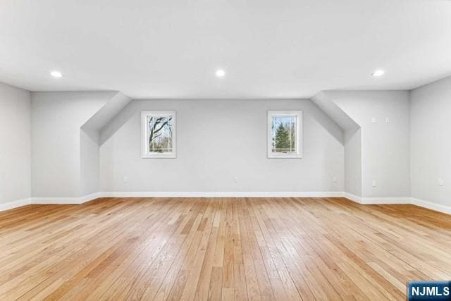 Building Photo - 25 Jones