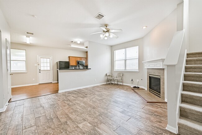 Building Photo - 4714 Montclair Hill Ln