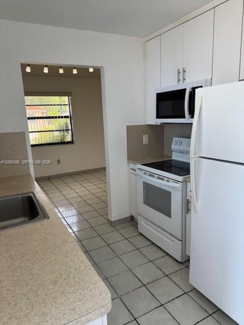 Building Photo - 3022 SW 23rd St