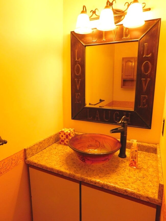 Building Photo - 3 Floor Condo Located In Country Setting -...