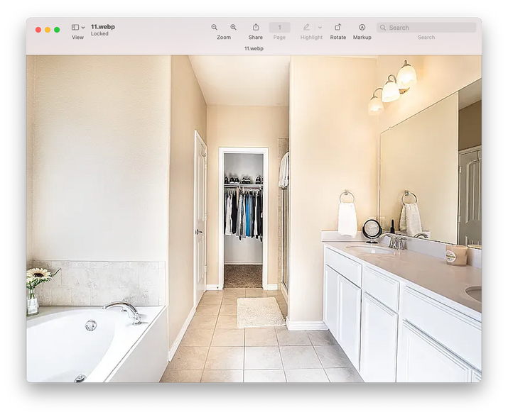 Building Photo - Room in House on Deadwood Ln