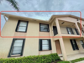 Building Photo - 9480 Boca Cove Cir