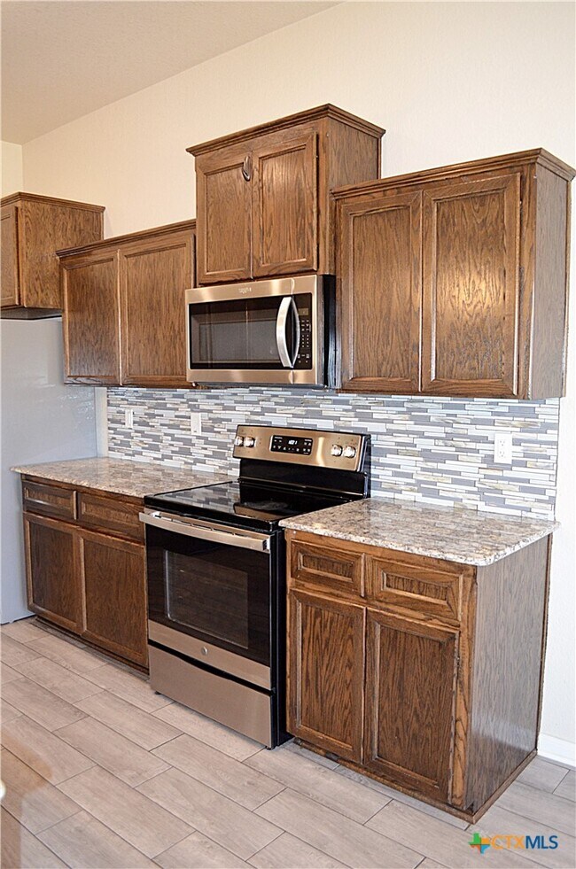 Building Photo - 6111 Cactus Flower Ln