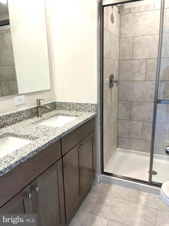 Building Photo - 7616 Johnnycake Rd