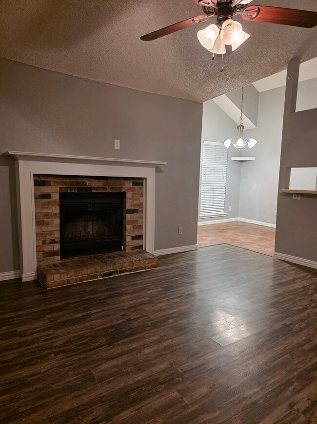 Building Photo - 13112 Rustic Trail