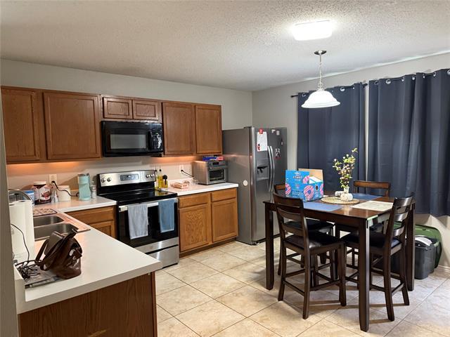 Building Photo - 1724 Arbuckle Dr