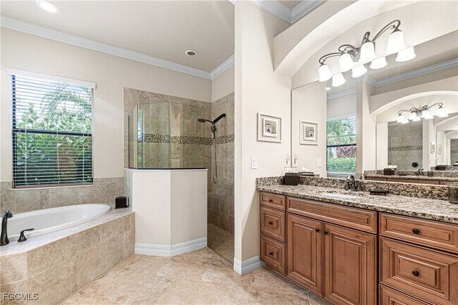 Building Photo - 11006 Longwing Dr