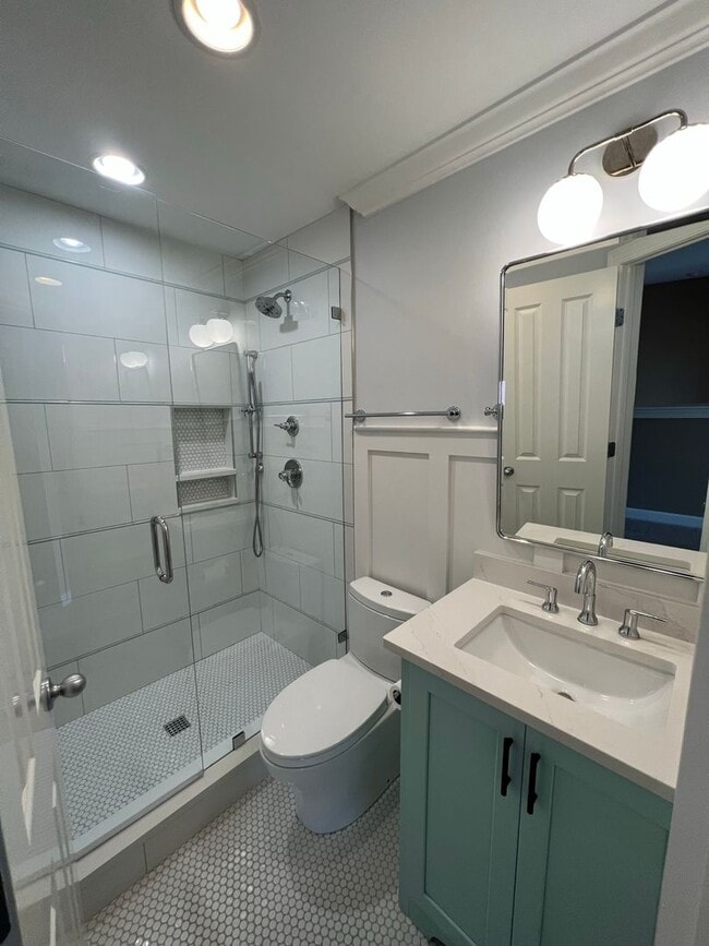 Building Photo - 4 Bed, 3.5 Bath Home w/  3 Car Garage in Williamson Co