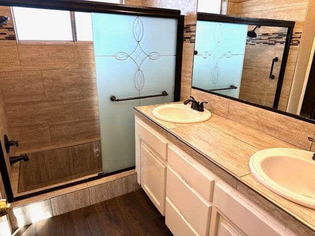 Building Photo - $2,200 W Bullard & Polk, 3 bed, McCaffrey Ave, Fresno