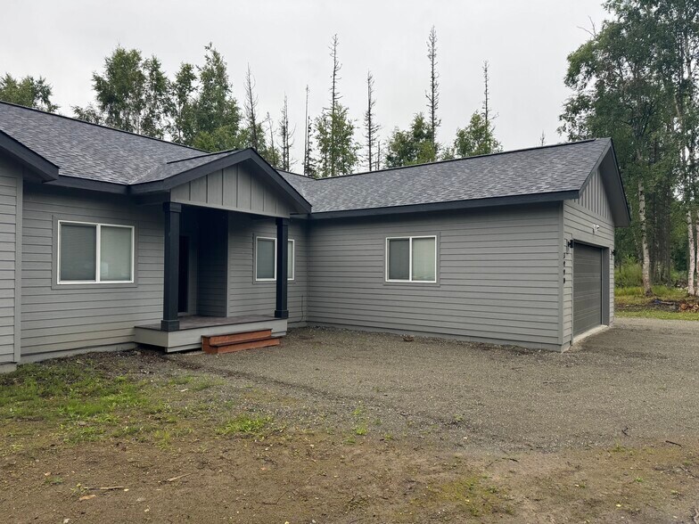 Building Photo - 3990 S Birch Cove Dr