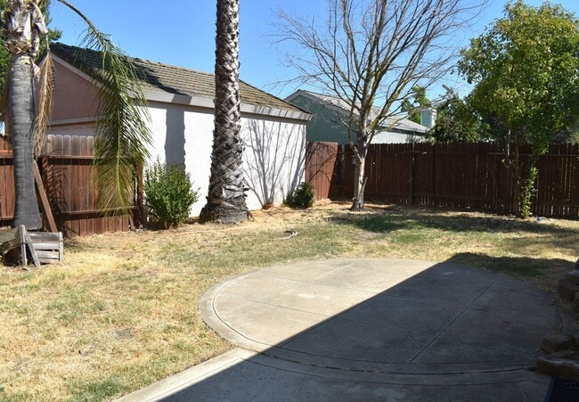 Building Photo - 6620 Verandah Ct