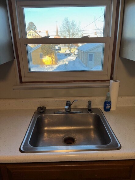 Kitchen - Garage outside - 9 N 4th St