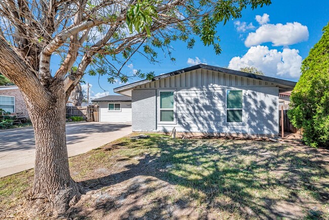 Building Photo - 1607 Butternut Ln