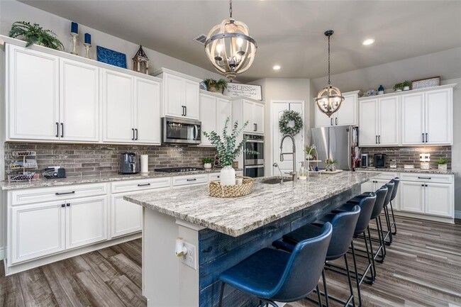 Building Photo - 31403 Raleigh Creek Dr