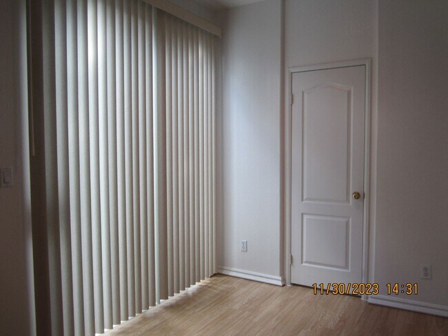 Building Photo - SPACIOUS PLACENTIA TOWNHOME