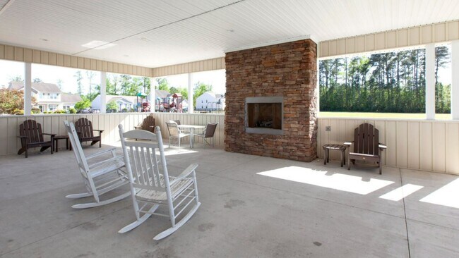 Building Photo - 4162 High Glen Dr