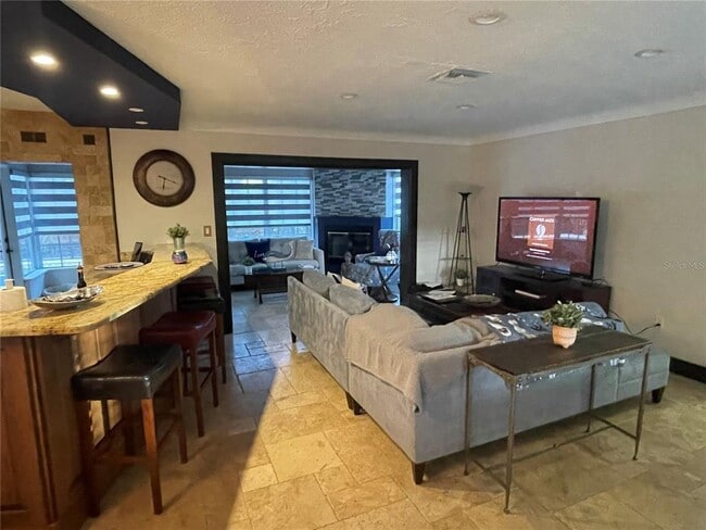 Building Photo - 5020 Brywill Cir