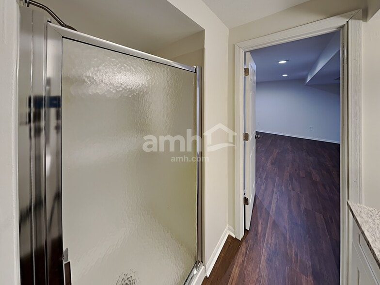 Building Photo - 7938 Dolmen Dr