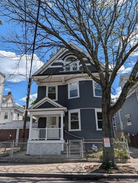 Building Photo - 56 Bakersfield St