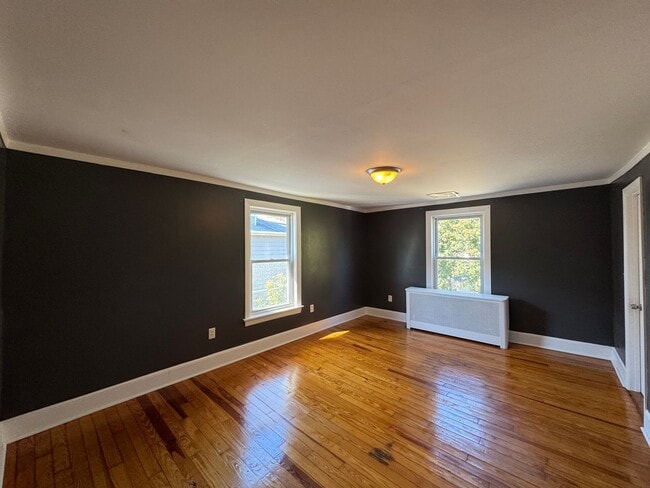 Building Photo - Spacious 4-Bedroom Home with Upgrades and ...