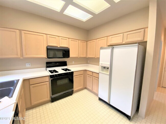 Building Photo - 14155 N Ageratum Way