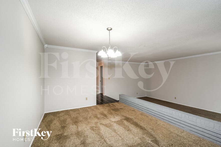 Building Photo - 612 Morewood Ct