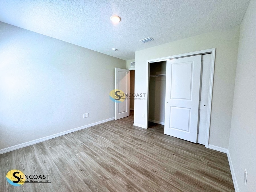 Building Photo - 8223 Golden Bamboo Dr