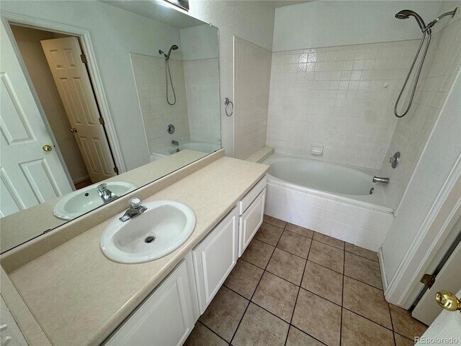 Building Photo - 4505 S Auckland Ct